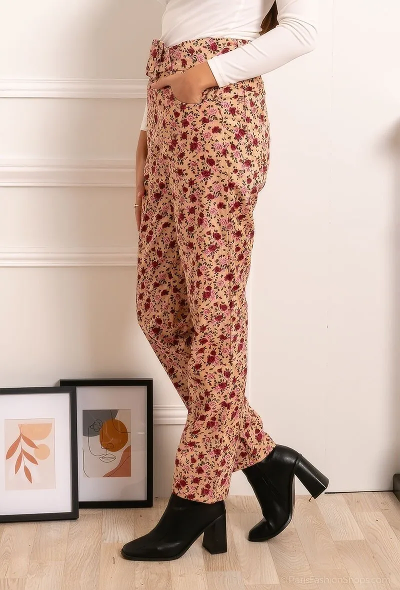 Cordhose mit Blumenprint