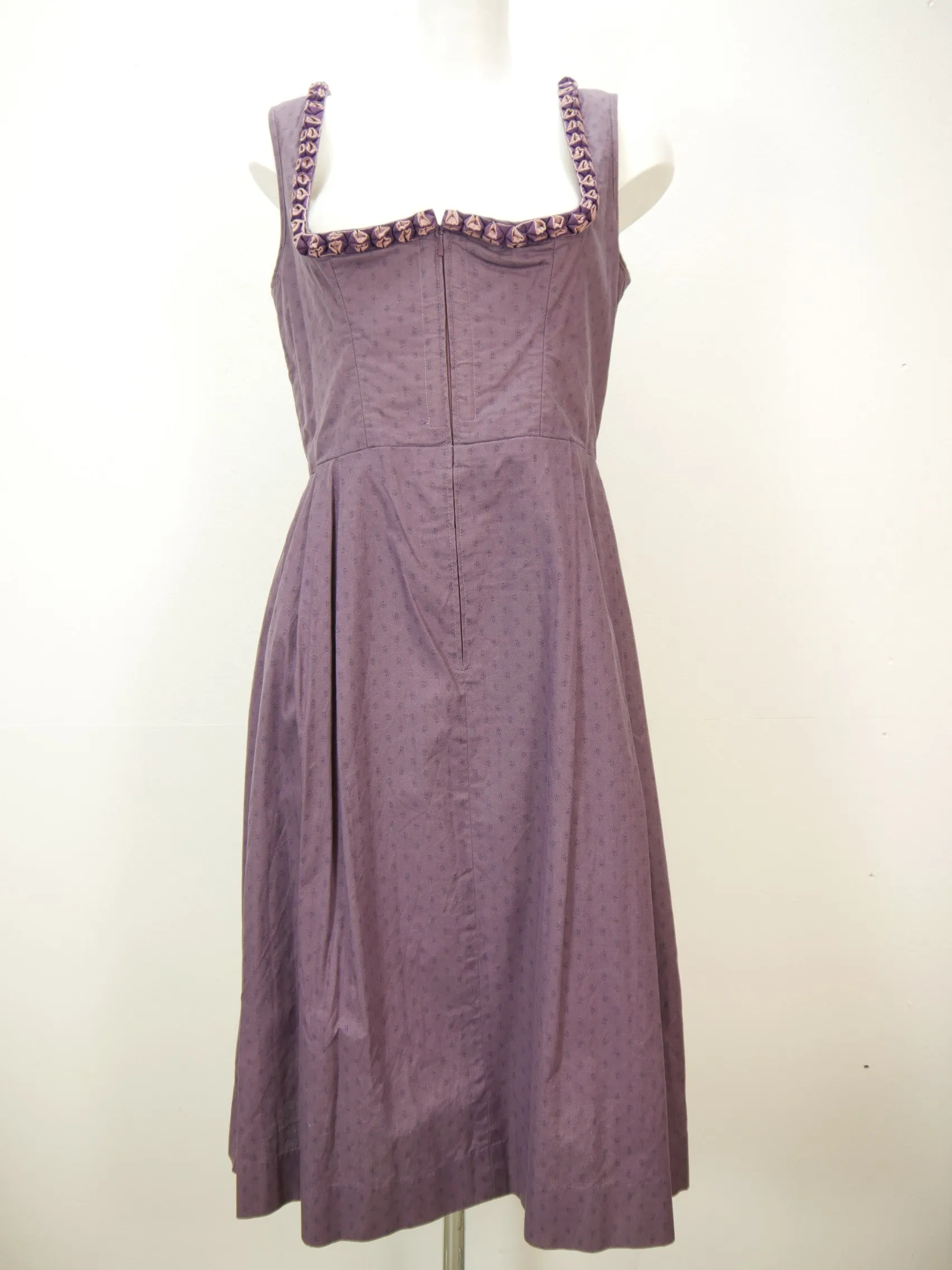 Großartig Baumwolle lila mit Balkonett Froschmaulborte Dirndl mit Schürze Gr.44