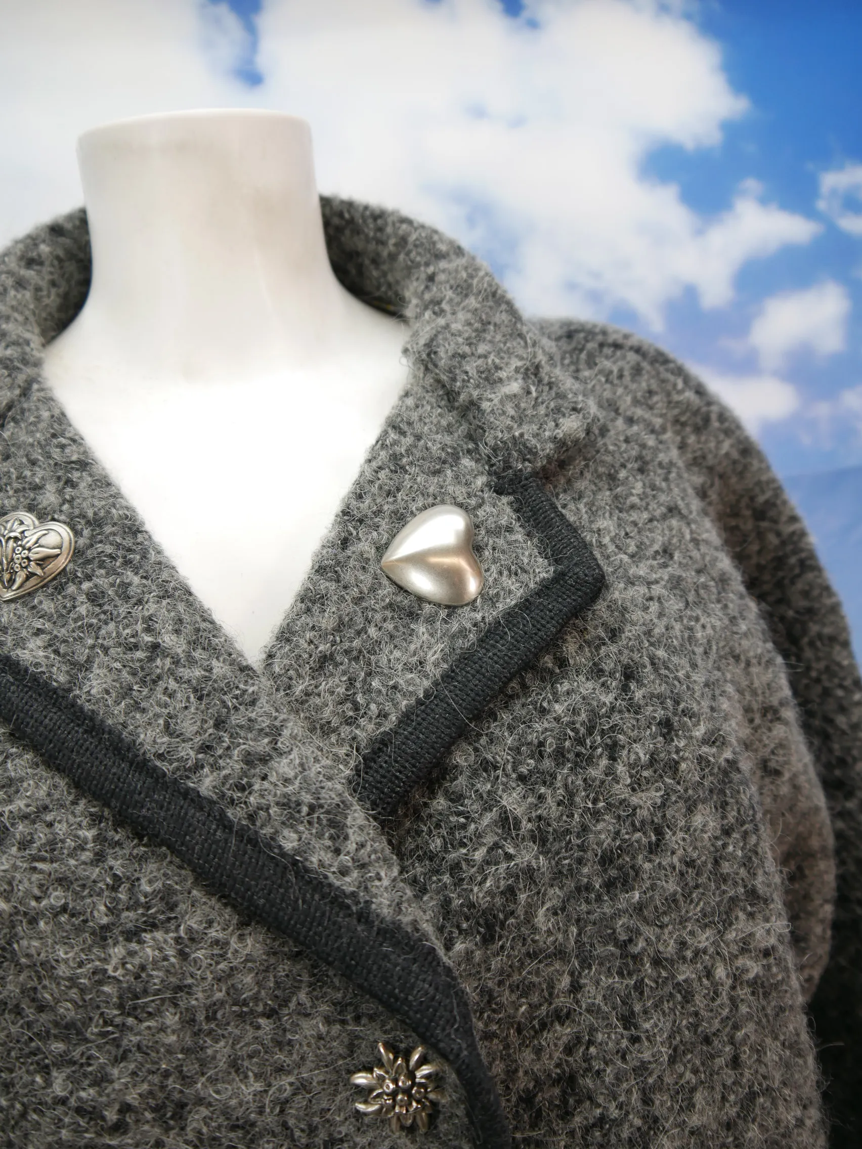 Handarbeit neuwertig grau mit Edelweißknöpfe Trachtenjacke Jacke Gr.44