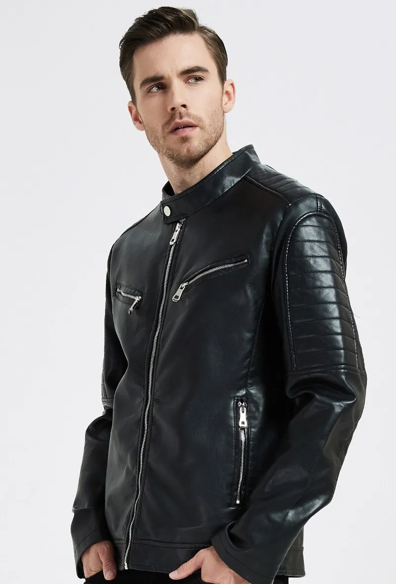 Kunstlederjacke, Offizierskragen, Druckknopfleiste mit mehreren Taschen