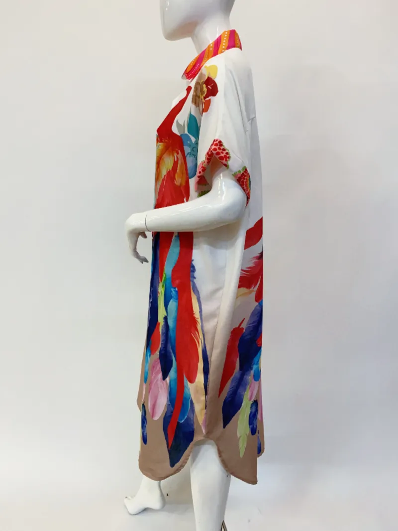 Kurzärmliges bedrucktes Kleid