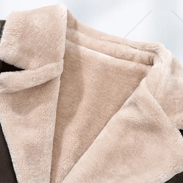 Moderne Kunstlederjacke für Herren mit Warmen Plüschfutter Revers und Langen Ärmeln