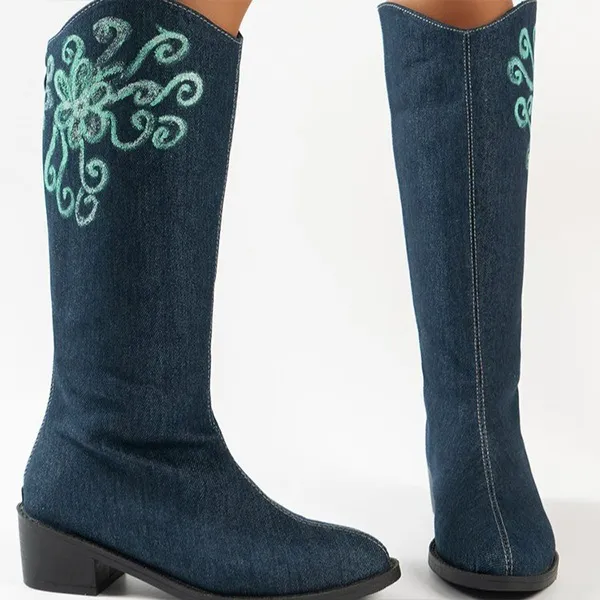 Spitze, bestickte High-Top-Stiefel mit mittelhohem Absatz